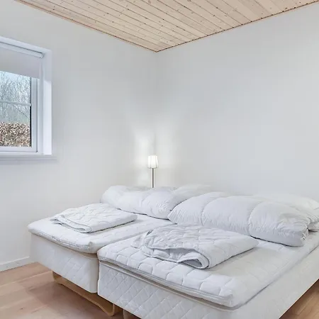 3 Bedroom In Tranekaer בית נופש Hou (Syddanmark)